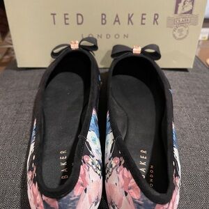 Ted Baker Women's Floral Ballet Flats - Black and Pink